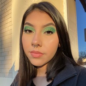 Meet your Posher, Maddie